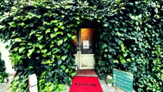 【ツタに飲み込まれた喫茶店?】日本橋のラフレッサで、モーニング4種類を、全て食べてきた話